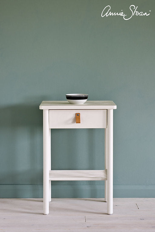 Old White, Annie Sloan Chalk Paint krāsa