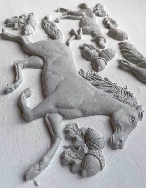 Силиконовая форма IOD HORSES AND HOUND