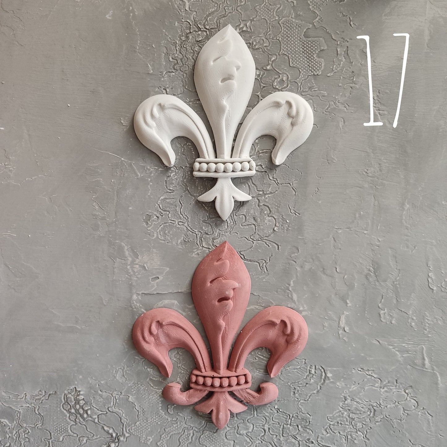 Molding 17